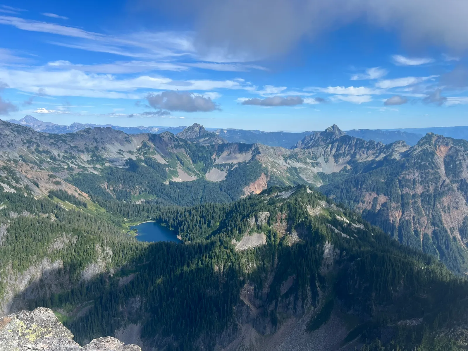 Joe Lake, Hibox(right), Three Queens(left)
